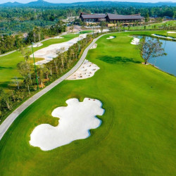 Eschuri Vung Bau Golf